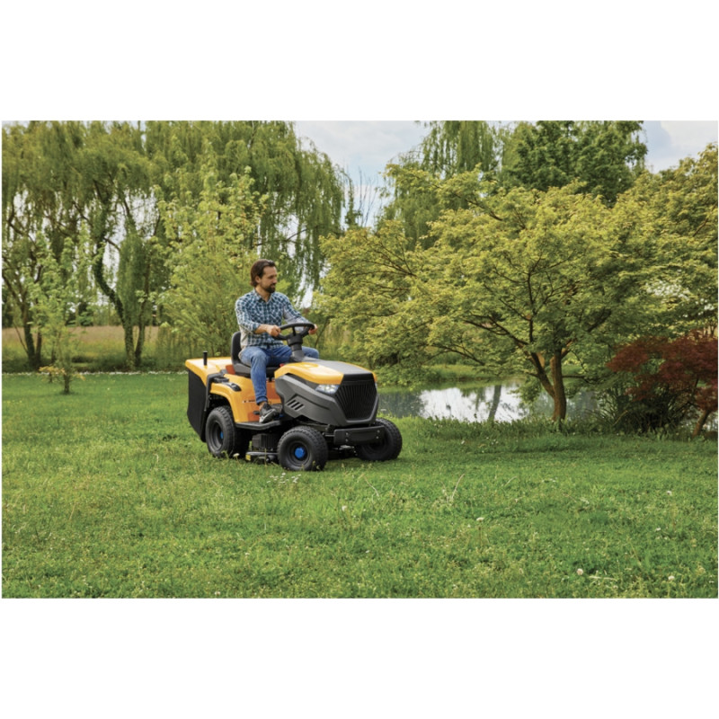Stiga Estate 584 E 48V 3.0kW 84cm 240lt ?kg 40Ah+Şarj Cihazı Dahil Akülü Çim Biçme Traktörü Stiga Estate 584 E 48V 3.0kW 84cm 240lt ?kg 40Ah+Şarj Cihazı Dahil Akülü Çim Biçme Traktörü