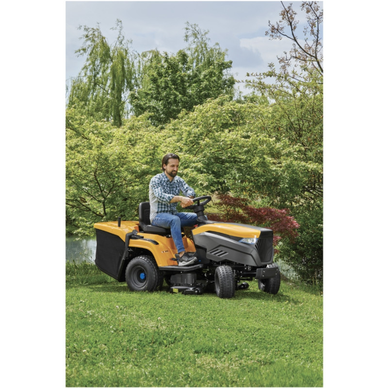 Stiga Estate 584 E 48V 3.0kW 84cm 240lt ?kg 40Ah+Şarj Cihazı Dahil Akülü Çim Biçme Traktörü Stiga Estate 584 E 48V 3.0kW 84cm 240lt ?kg 40Ah+Şarj Cihazı Dahil Akülü Çim Biçme Traktörü