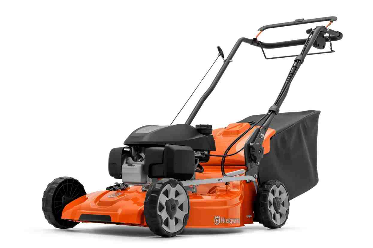 Husqvarna LC 356VP 3.1kW 166cc 56cm 75It 37.5kg Çelik Gövde Şanzımanlı Benzinli Çim Biçme Makinesi Husqvarna LC 356VP 3.1kW 166cc 56cm 75It 37.5kg Çelik Gövde Şanzımanlı Benzinli Çim Biçme Makinesi